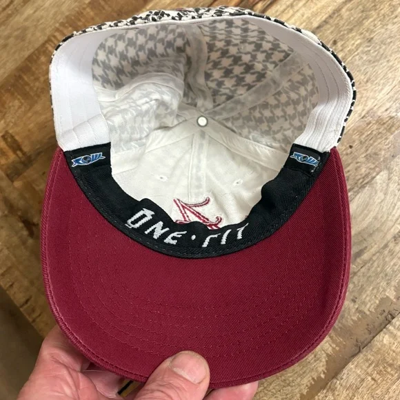 Alabama Houndstooth Top of The World Cap with Red Brim and Logo - Picture 3 of 4